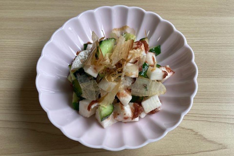長芋ときゅうりの梅肉おかか和え